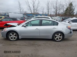 2007 Nissan Altima SL with VIN 1N4BL21E37C170017, listed as a IAAI auction lot 41810640 with 182,269 mi miles and . Bid and sale history available at DreamBid. Image 14.