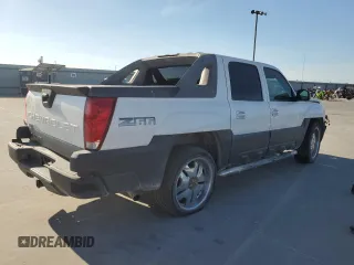 2003 Chevrolet Avalanche with VIN 3GNEC13T13G186356, listed as a Copart auction lot 77680024 with Not Provided miles and Salvage Title. Bid and sale history available at DreamBid. Image 3.