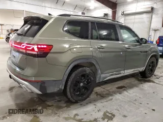 2024 Volkswagen Atlas Peak Edition SE z VIN 1V2CR2CA2RC595138, wystawiony jako Copart lot #57865435 z przebiegiem 24 039 mil mil oraz Szkoda całkowita • Salvage title. Historia ofert i sprzedaży dostępna na DreamBid. Obrazek 3.