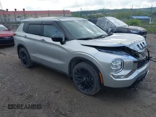 2022 Mitsubishi Outlander SE z VIN JA4J4UA8XNZ078108, wystawiony jako IAAI lot #42176464 z przebiegiem 25 723 mil mil oraz . Historia ofert i sprzedaży dostępna na DreamBid. Obrazek 1.