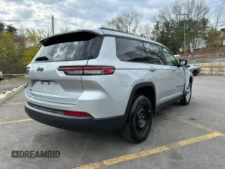 2023 Jeep Grand Cherokee Altitude z VIN 1C4RJKAG7P8886213, wystawiony jako Copart lot #55953755 z przebiegiem 36 872 mil mil oraz Czysty tytuł • Clean title. Historia ofert i sprzedaży dostępna na DreamBid. Obrazek 3.