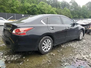 2015 Nissan Altima 2.5 z VIN 1N4AL3AP4FC458341, wystawiony jako Copart lot #59024385 z przebiegiem 215 358 mil mil oraz Szkoda całkowita • Salvage title. Historia ofert i sprzedaży dostępna na DreamBid. Obrazek 3.