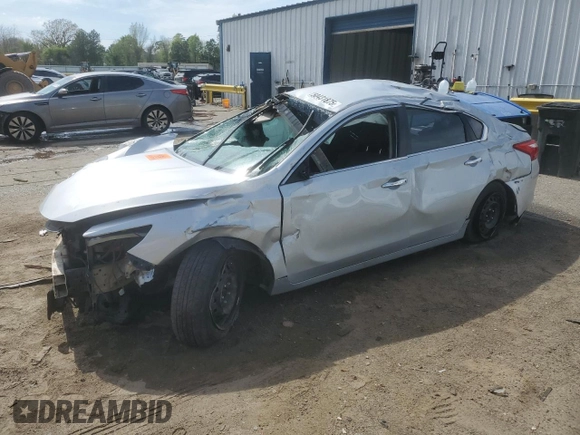 2017 Nissan Altima 2.5 SV with VIN 1N4AL3AP1HC179710, listed as a Copart auction lot 50431875 with 198,153 mi miles and Salvage Title. Bid and sale history available at carsss.com. Image 1.