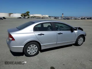 2010 Honda Civic DX-VP z VIN 19XFA1F32AE080022, wystawiony jako Copart lot #57983445 z przebiegiem 154 065 mil mil oraz Szkoda całkowita • Salvage title. Historia ofert i sprzedaży dostępna na DreamBid. Obrazek 3.