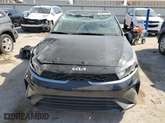 2024 Kia Forte LXS with VIN 3KPF24AD7RE824725, listed as a Copart auction lot 48891835 with 8,464 mi miles and Salvage Title. Bid and sale history available at carsss.com. Image 5.