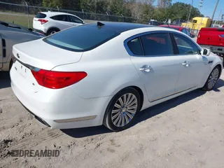 2015 Kia K900 Premium with VIN KNALU4D43F6024592, listed as a IAAI auction lot 41283765 with 114,549 mi miles. Bid and sale history available at carsss.com. Image 4.