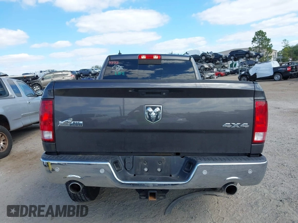 2018 Ram 1500 Harvest z VIN 1C6RR7GT2JS243442, wystawiony jako IAAI lot #40893024 z przebiegiem 78 825 mil mil oraz . Historia ofert i sprzedaży dostępna na DreamBid. Obrazek 16.