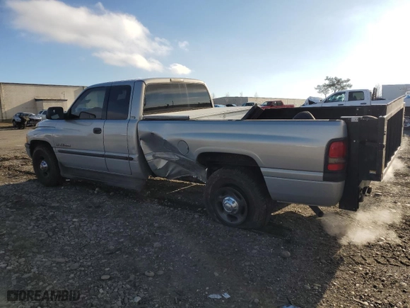 2001 Dodge Ram 2500 with VIN 1B7KC23W81J266230, listed as a Copart auction lot 89012085 with 110,042 mi miles and Salvage Title. Bid and sale history available at carsss.com. Image 2.