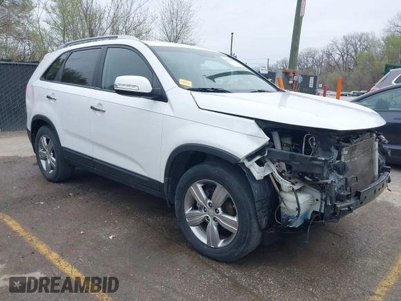 2012 Kia Sorento EX with VIN 5XYKU4A6XCG290754, listed as a IAAI auction lot 41918932 with 190,679 mi miles and . Bid and sale history available at carsss.com. Image 1.