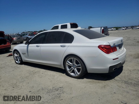 2012 BMW 7 Series 750Li with VIN WBAKB8C50CDX21017, listed as a Copart auction lot 61615935 with 110,600 mi miles and Clean title. Bid and sale history available at DreamBid. Image 2.