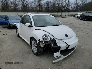2009 Volkswagen New Beetle Coupe S with VIN 3VWRW31C09M508086, listed as a Copart auction lot 43787755 with 115,505 mi miles and Salvage Title. Bid and sale history available at carsss.com. Image 10.