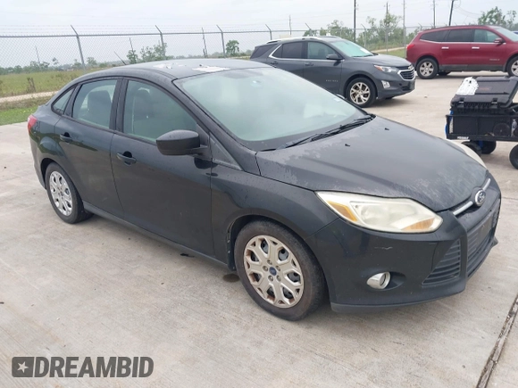 2012 Ford Focus SE with VIN 1FAHP3F21CL372769, listed as a IAAI auction lot 42107424 with 202,142 mi miles. Bid and sale history available at carsss.com. Image 1.