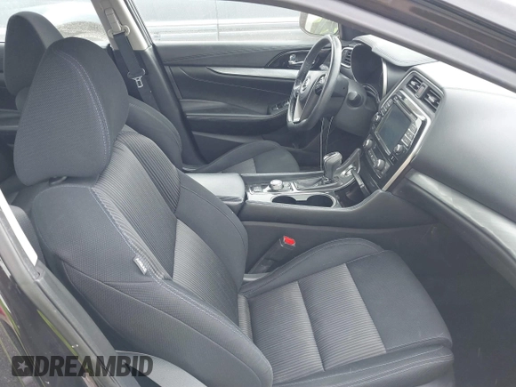 2016 Nissan Maxima Platinum with VIN 1N4AA6AP6GC439654, listed as a IAAI auction lot 41387350 with 119,012 mi miles and . Bid and sale history available at DreamBid. Image 5.