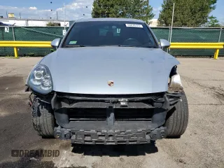2018 Porsche Cayenne with VIN WP1AA2A22JKA06822, listed as a Copart auction lot 63078125 with 48,446 mi miles and Clean title. Bid and sale history available at DreamBid. Image 5.
