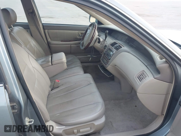 2003 Toyota Avalon XL with VIN 4T1BF28B43U314526, listed as a IAAI auction lot 41887173 with 224,547 mi miles and . Bid and sale history available at carsss.com. Image 5.