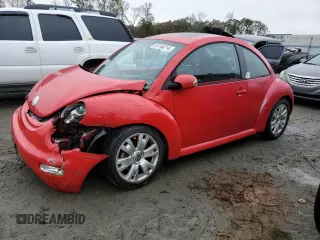 2003 Volkswagen New Beetle Coupe GLS with VIN 3VWCD21CX3M431112, listed as a Copart auction lot 81146714 with 114,492 mi miles and Salvage Title. Bid and sale history available at carsss.com. Image 1.