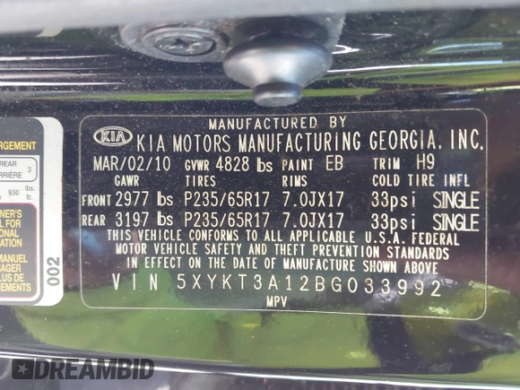 2011 Kia Sorento LX with VIN 5XYKT3A12BG033992, listed as a IAAI auction lot 41832461 with 175,808 mi miles. Bid and sale history available at carsss.com. Image 9.
