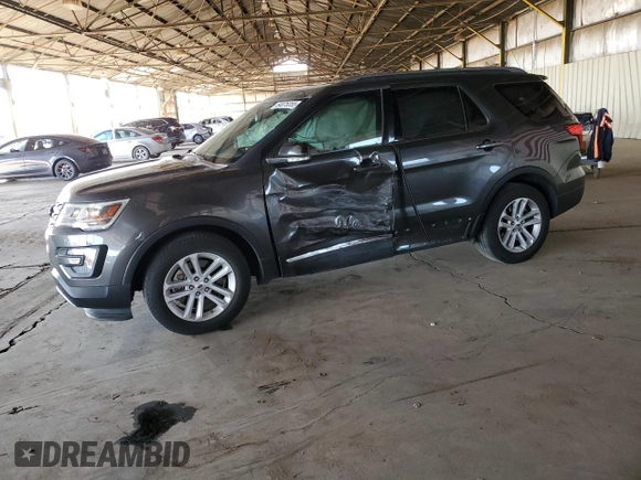 2017 Ford Explorer XLT with VIN 1FM5K7D81HGC55652, listed as a Copart auction lot 54075355 with 64,322 mi miles and Salvage title. Bid and sale history available at DreamBid. Image 1.