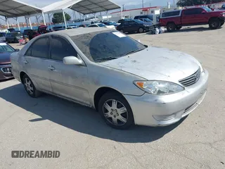 2006 Toyota Camry STD z VIN 4T1BE32K66U160455, wystawiony jako IAAI lot #41825645 z przebiegiem 195 926 mil mil oraz . Historia ofert i sprzedaży dostępna na DreamBid. Obrazek 1.