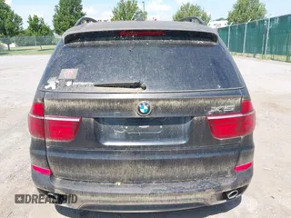 2012 BMW X5 35d z VIN 5UXZW0C51CL665326, wystawiony jako IAAI lot #42633853 z przebiegiem Nie podano mil oraz . Historia ofert i sprzedaży dostępna na DreamBid. Obrazek 16.