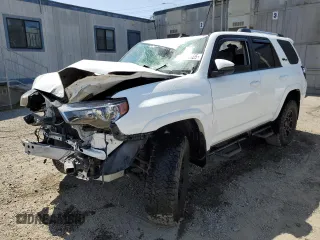 2016 Toyota 4Runner Limited with VIN JTEBU5JR7G5278376, listed as a Copart auction lot 61419625 with 110,213 mi miles and Salvage title. Bid and sale history available at DreamBid. Image 1.