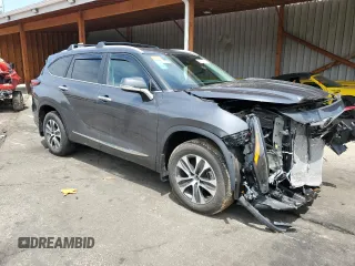 2023 Toyota Highlander L with VIN 5TDKDRBH5PS005383, listed as a Copart auction lot 59811145 with 18,507 mi miles and Salvage title. Bid and sale history available at DreamBid. Image 4.