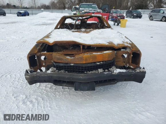 1974 Chevrolet Monte Carlo z VIN 1H57H41668366, wystawiony jako Copart lot #43257785 z przebiegiem Nie podano mil oraz Tytuł czysty. Historia ofert i sprzedaży dostępna na DreamBid. Obrazek 5.