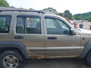 2004 Jeep Liberty Sport z VIN 1J4GL48K24W254129, wystawiony jako IAAI lot #42347170 z przebiegiem 193 513 mil mil oraz . Historia ofert i sprzedaży dostępna na DreamBid. Obrazek 13.