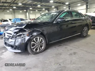 2018 Mercedes-Benz C 300 z VIN WDDWF4KB0JR404899, wystawiony jako Copart lot #57587555 z przebiegiem 89 790 mil mil oraz Szkoda całkowita • Salvage title. Historia ofert i sprzedaży dostępna na DreamBid. Obrazek 1.