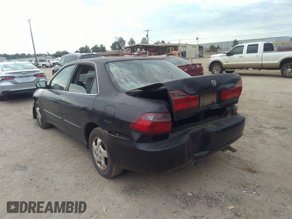 2000 Honda Accord EX z VIN 1HGCG5654YA033907, wystawiony jako IAAI lot #37283152 z przebiegiem 186 047 mil mil oraz . Historia ofert i sprzedaży dostępna na DreamBid. Obrazek 3.