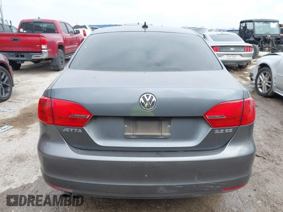 2012 Volkswagen Jetta SE with VIN 3VWDX7AJ5CM326405, listed as a IAAI auction lot 42135484 with 187,268 mi miles and . Bid and sale history available at DreamBid. Image 16.