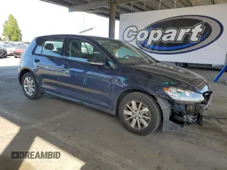 2018 Volkswagen Golf S z VIN 3VWG17AU9JM282205, wystawiony jako Copart lot #53161485 z przebiegiem 51 449 mil mil oraz Szkoda całkowita • Salvage title. Historia ofert i sprzedaży dostępna na DreamBid. Obrazek 4.