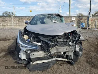 2019 Toyota C-HR XLE with VIN NMTKHMBX5KR083796, listed as a Copart auction lot 88213575 with 134,612 mi miles and Salvage Title. Bid and sale history available at DreamBid. Image 5.