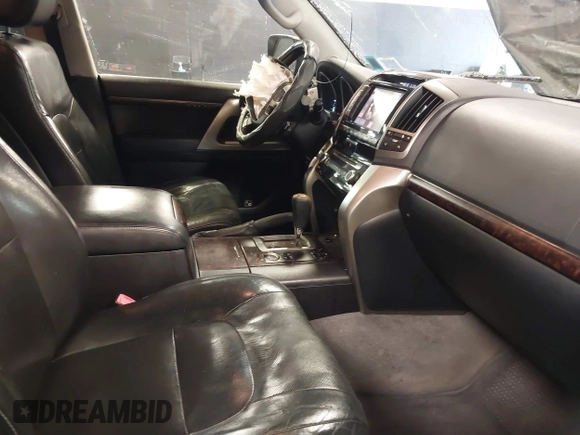 2013 Toyota Land Cruiser with VIN JTMHY7AJ8D4011273, listed as a IAAI auction lot 41351783 with 121,192 mi miles. Bid and sale history available at carsss.com. Image 5.