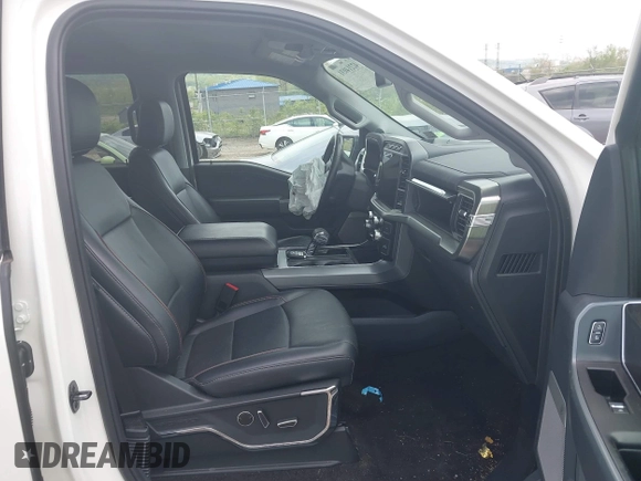 2021 Ford F-150 XL z VIN 1FTFW1E83MFC86409, wystawiony jako IAAI lot #42214031 z przebiegiem 46 247 mil mil oraz . Historia ofert i sprzedaży dostępna na DreamBid. Obrazek 5.