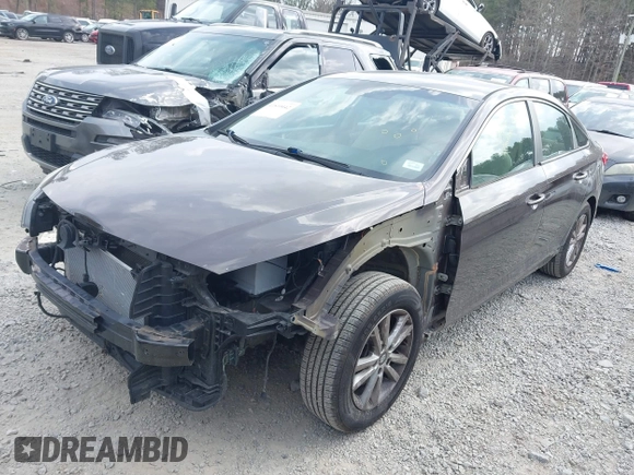 2015 Hyundai Sonata SE with VIN 5NPE24AF2FH223890, listed as a IAAI auction lot 41810442 with 146,260 mi miles and . Bid and sale history available at DreamBid. Image 2.