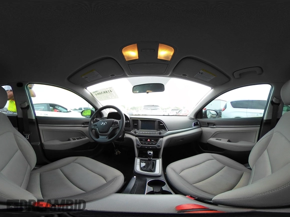 2018 Hyundai Elantra SEL z VIN KMHD84LF2JU492179, wystawiony jako IAAI lot #41883084 z przebiegiem 39 642 mil mil oraz . Historia ofert i sprzedaży dostępna na DreamBid. Obrazek 20.