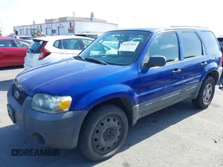 2006 Ford Escape XLS with VIN 1FMYU02Z76KD03045, listed as a IAAI auction lot 42267662 with 289,966 mi miles and . Bid and sale history available at DreamBid. Image 17.
