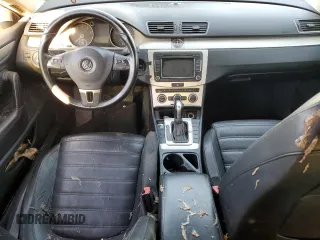 2013 Volkswagen CC Sport with VIN WVWBP7ANXDE525051, listed as a Copart auction lot 70659744 with 293,611 mi miles and Salvage Title. Bid and sale history available at DreamBid. Image 8.