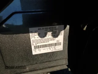 2018 Lincoln MKX Premiere with VIN 2LMPJ6JR8JBL20310, listed as a Copart auction lot 81709224 with Not Provided miles and Salvage Title. Bid and sale history available at carsss.com. Image 14.