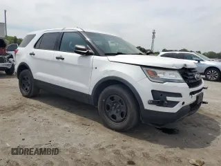2016 Ford Police Interceptor Utility z VIN 1FM5K8AR5GGA78475, wystawiony jako Copart lot #54491025 z przebiegiem 158 495 mil mil oraz Czysty tytuł • Clean title. Historia ofert i sprzedaży dostępna na DreamBid. Obrazek 4.