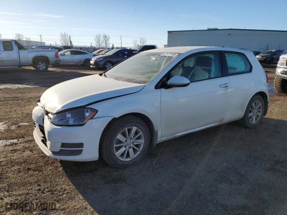 2015 Volkswagen Golf TSI S with VIN 3VW917AU8FM071092, listed as a Copart auction lot 42177115 with 62,756 mi miles and Salvage Title. Bid and sale history available at carsss.com. Image 1.