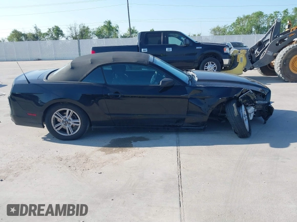 2014 Ford Mustang V6 with VIN 1ZVBP8EM3E5314313, listed as a IAAI auction lot 40358026 with 75,237 mi miles. Bid and sale history available at carsss.com. Image 13.