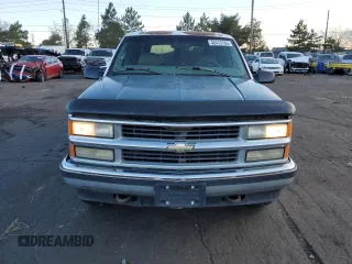1997 GMC Yukon with VIN 1GKEK13R0VJ734501, listed as a Copart auction lot 48413785 with 165,440 mi miles and Clean Title. Bid and sale history available at carsss.com. Image 5.