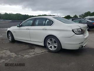 2013 BMW 5 Series 528i xDrive z VIN WBAXH5C51DD106531, wystawiony jako Copart lot #57631545 z przebiegiem 133 926 mil mil oraz Szkoda całkowita • Salvage title. Historia ofert i sprzedaży dostępna na DreamBid. Obrazek 2.