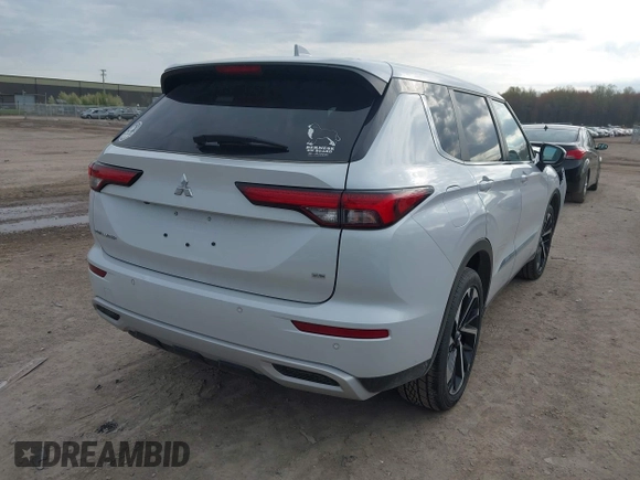 2022 Mitsubishi Outlander SE z VIN JA4J4UA85NZ036591, wystawiony jako IAAI lot #42106573 z przebiegiem 37 467 mil mil oraz . Historia ofert i sprzedaży dostępna na DreamBid. Obrazek 4.