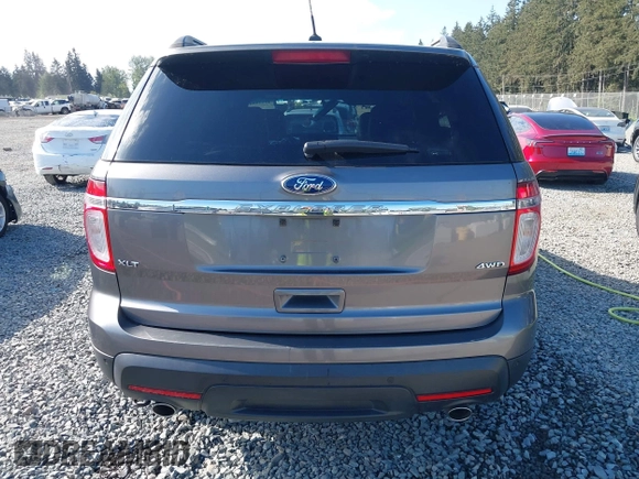 2011 Ford Explorer XLT z VIN 1FMHK8D82BGA26505, wystawiony jako IAAI lot #42138430 z przebiegiem 171 380 mil mil oraz . Historia ofert i sprzedaży dostępna na DreamBid. Obrazek 16.