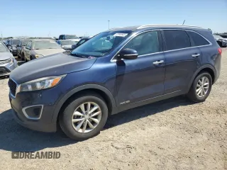 2017 Kia Sorento LX z VIN 5XYPGDA50HG208851, wystawiony jako Copart lot #57949905 z przebiegiem 143 863 mil mil oraz Czysty tytuł • Clean title. Historia ofert i sprzedaży dostępna na DreamBid. Obrazek 1.
