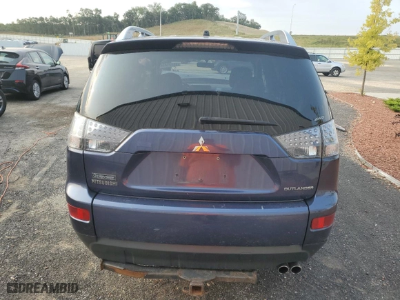 2009 Mitsubishi Outlander XLS with VIN JA4MT41X09Z008727, listed as a Copart auction lot 71171494 with 107,808 mi miles and Non Repairable. Bid and sale history available at carsss.com. Image 6.