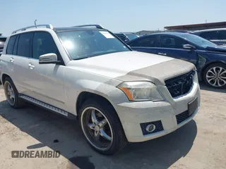 2010 Mercedes-Benz GLK with VIN WDCGG8HB9AF287846, listed as a IAAI auction lot 42216626 with 97,208 mi miles. Bid and sale history available at carsss.com. Image 1.